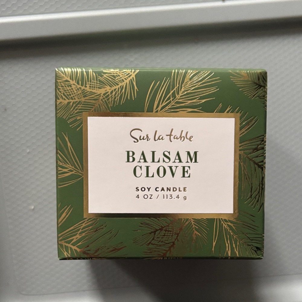 Sur La Table Green and Gold Soy Candle